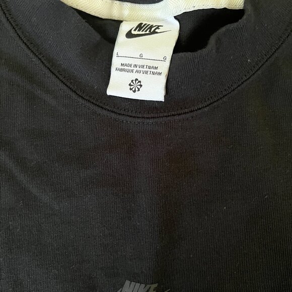 Nike Sz L Sportswear Premium Essentials Mock Neck Shirt Zipper Pocket - Picture 6 of 8